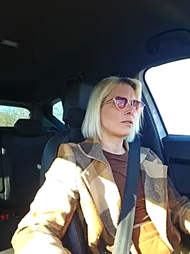 Sunny-Sin online show from March 4, 2026, 1:19 pm