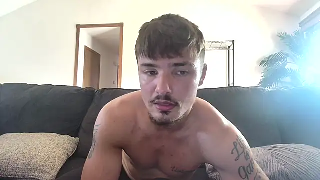 derekmontana2 online show from July 28, 2026, 10:53 pm