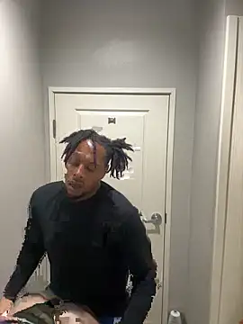 Snapshot of BigMfLuther chatting on March 26, 2026, 7:50 am BigMfLuther online show from March 26, 2026, 7:50 am