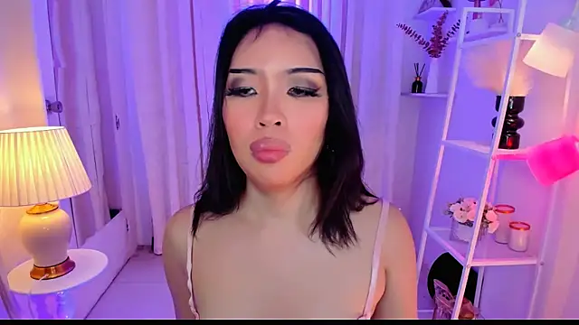 MS LUNA online show from March 4, 2026, 11:23 pm