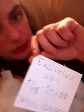 Snapshot of Ittoxx99 chatting on October 9, 2025, 1:06 am Ittoxx99 online show from October 9, 2025, 1:06 am