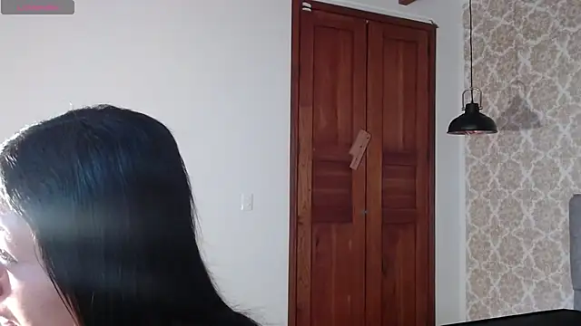 Snapshot of Megara_25 chatting on September 9, 2025, 2:37 pm Megara 25 online show from September 9, 2025, 2:37 pm
