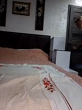 KissMiSveet online show from October 24, 2025, 6:12 am