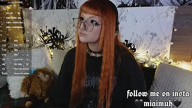 Snapshot of mia__yui chatting on December 18, 2025, 10:02 pm mia yui online show from December 18, 2025, 10:02 pm