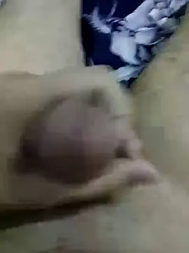 Snapshot of Zepe_12 chatting on October 24, 2025, 11:15 pm Zepe 12 online show from October 24, 2025, 11:15 pm