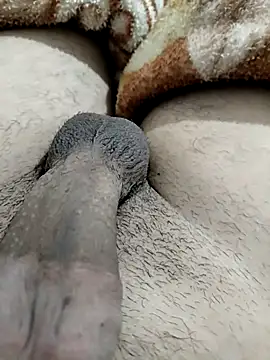 Snapshot of Zepe_12 chatting on February 13, 2026, 11:38 pm Zepe 12 online show from February 13, 2026, 11:38 pm