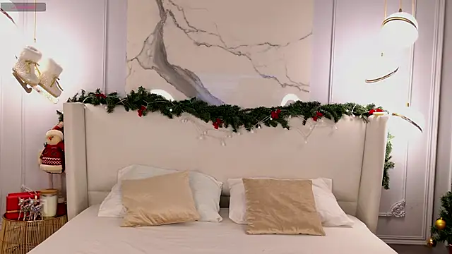 AdoraCortes online show from January 11, 2026, 5:14 am