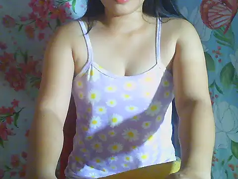 Katie Winslet online show from January 15, 2026, 12:14 am