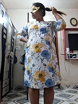 SIMIHOT online show from March 8, 2026, 3:48 pm