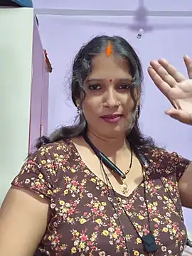 Snapshot of Sonalihot_ chatting on May 12, 2026, 6:43 am Sonalihot online show from May 12, 2026, 6:43 am
