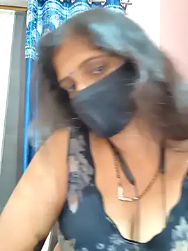 Snapshot of Sonalihot_ chatting on October 19, 2025, 4:43 pm Sonalihot online show from October 19, 2025, 4:43 pm