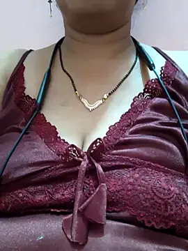 Snapshot of Sonalihot_ chatting on September 27, 2025, 5:08 pm Sonalihot online show from September 27, 2025, 5:08 pm
