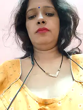 Snapshot of Sonalihot_ chatting on October 19, 2025, 3:53 am Sonalihot online show from October 19, 2025, 3:53 am
