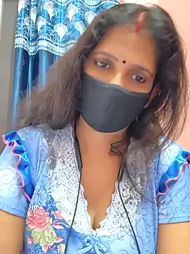 Snapshot of Sonalihot_ chatting on October 15, 2025, 8:44 am Sonalihot online show from October 15, 2025, 8:44 am