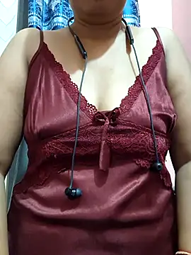 Snapshot of Sonalihot_ chatting on October 13, 2025, 6:42 pm Sonalihot online show from October 13, 2025, 6:42 pm