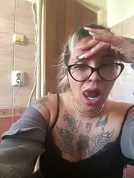 Princess-Jasmine07 online show from April 27, 2026, 12:03 pm