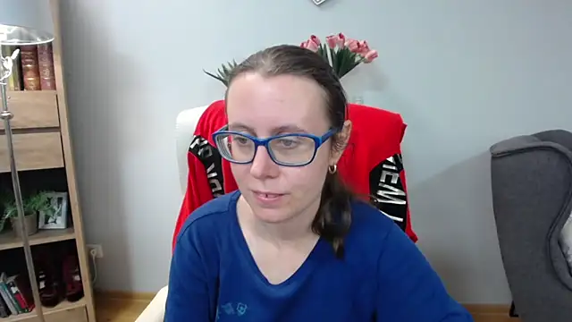sweetxLizzy online show from May 12, 2026, 4:20 am