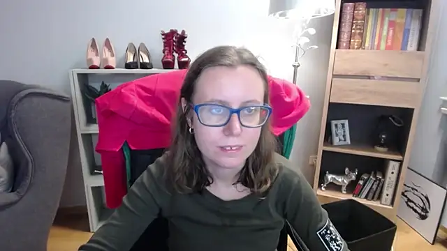 sweetxLizzy online show from November 4, 2025, 5:22 am