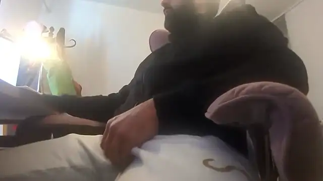 Jonpol74  online show from October 22, 2025, 11:31 am