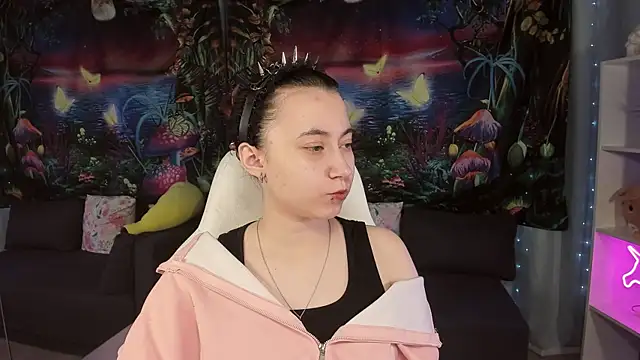 ClaraParks online show from April 7, 2026, 7:59 pm