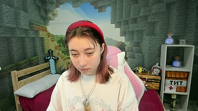 ClaraParks online show from January 13, 2026, 7:40 pm