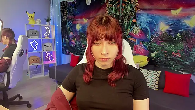 ClaraParks online show from November 8, 2025, 7:50 pm