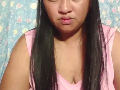 Snapshot of hotolivia34 chatting on November 16, 2025, 12:15 am hotolivia34 online show from November 16, 2025, 12:15 am