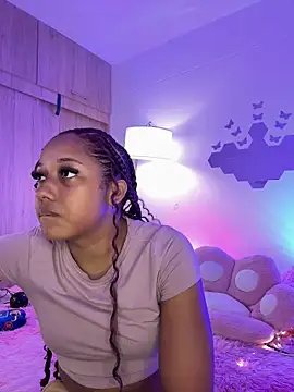 Snapshot of _Zahara_ chatting on February 22, 2026, 11:06 pm Zahara online show from February 22, 2026, 11:06 pm