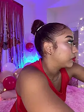 Snapshot of _Zahara_ chatting on February 15, 2026, 12:00 am Zahara online show from February 15, 2026, 12:00 am