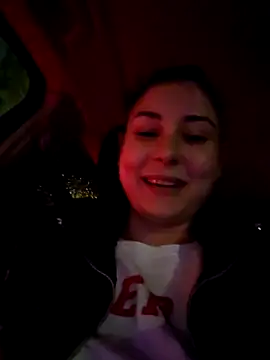 SaraViss20 online show from November 19, 2025, 7:58 pm