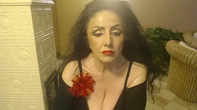 Snapshot of Ambra_ chatting on May 28, 2026, 9:32 pm Ambra online show from May 28, 2026, 9:32 pm
