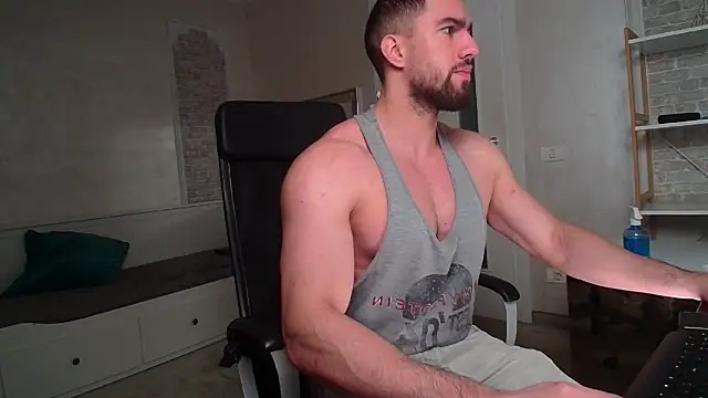 IvanHydee online show from January 11, 2026, 5:47 am