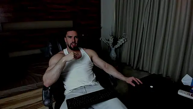 Snapshot of IvanHydee chatting on April 14, 2026, 4:39 am IvanHydee online show from April 14, 2026, 4:39 am