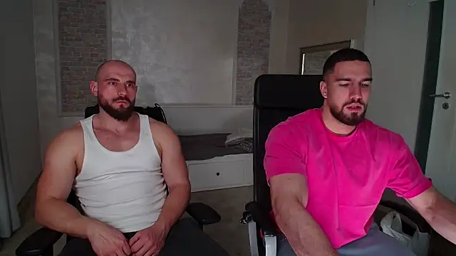 Snapshot of IvanHydee chatting on March 17, 2026, 5:43 am IvanHydee online show from March 17, 2026, 5:43 am