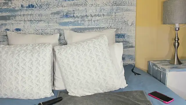 Jess555 online show from December 17, 2025, 8:19 am