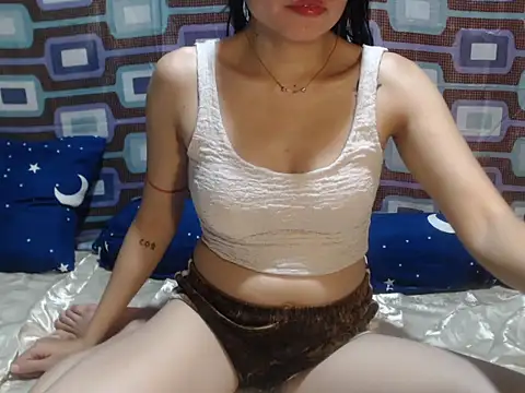 Snapshot of UrKitty_lover18 chatting on June 6, 2026, 3:50 pm UrKitty lover18 online show from June 6, 2026, 3:50 pm