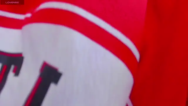 Snapshot of Sheilly_brown chatting on November 28, 2025, 7:25 pm Sheilly brown online show from November 28, 2025, 7:25 pm