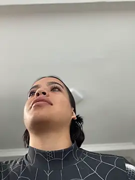 JuanitaMore01 online show from January 31, 2026, 8:18 pm