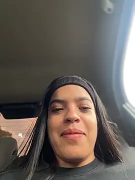 JuanitaMore01 online show from May 20, 2026, 8:39 pm