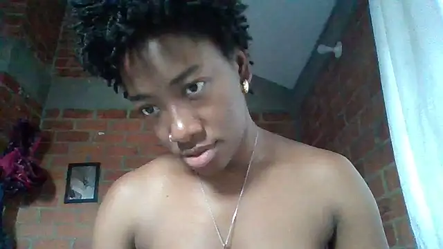 DarkHoneyy online show from January 11, 2026, 1:07 pm