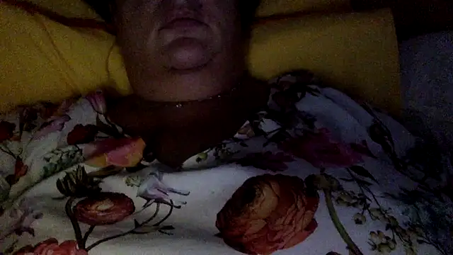 LaReginaNera online show from June 30, 2026, 4:12 am