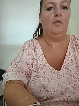 LaReginaNera online show from June 24, 2026, 9:41 am