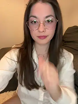 liloush   online show from March 17, 2026, 9:18 pm