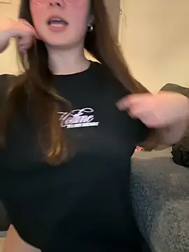 liloush   online show from January 13, 2026, 9:30 pm