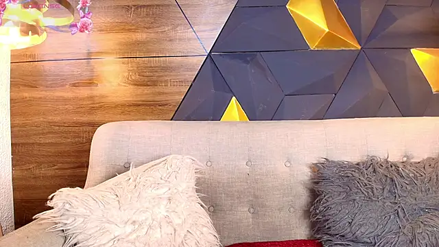 ly lulu online show from April 18, 2026, 11:12 am