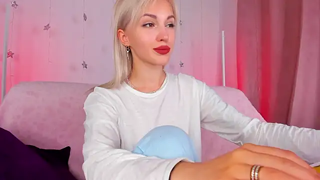 LisaFoxyMe online show from July 11, 2026, 1:39 am
