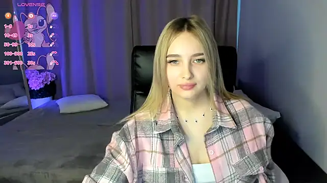 Snapshot of TaisiaHot chatting on February 22, 2026, 9:11 am TaisiaHot online show from February 22, 2026, 9:11 am