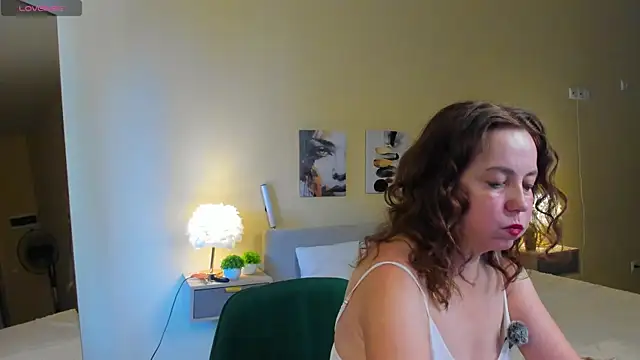 Kira Adler online show from July 10, 2026, 1:16 am