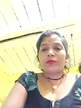 Snapshot of Samiya-143 chatting on October 19, 2025, 3:59 pm Samiya-143 online show from October 19, 2025, 3:59 pm