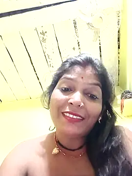 Snapshot of Samiya-143 chatting on October 12, 2025, 7:04 pm Samiya-143 online show from October 12, 2025, 7:04 pm